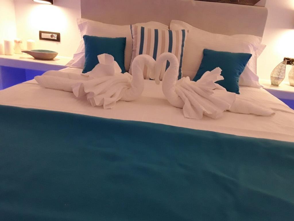 Santoxenia Luxury Villa Kamári Extérieur photo