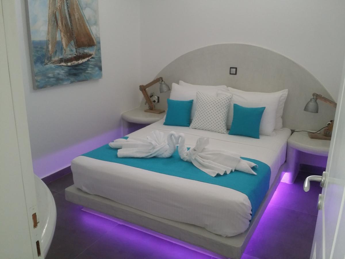 Santoxenia Luxury Villa Kamári Extérieur photo